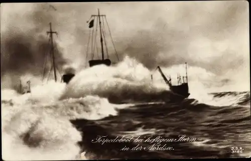 Ak Deutsches Kriegsschiff, Torpedoboot bei heftigem Sturm in der Nordsee