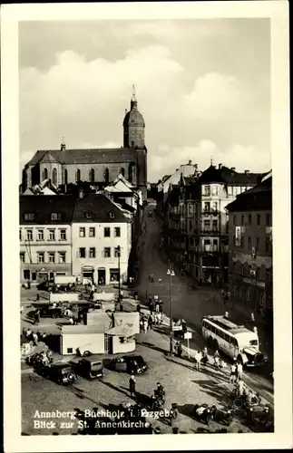 Ak Annaberg Buchholz Erzgebirge, Blick zur St. Annenkirche, Marktplatz, Bus