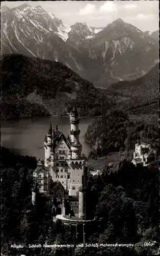 Ak Hohenschwangau Schwangau im Ostallgäu, Schloss Neuschwanstein, Schloss Hohenschwangau