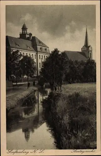 Ak Senftenberg in der Niederlausitz, Amtsgericht, Kirche