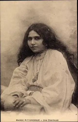 Ak Marokko, Une Chanteuse, Frauenportrait, Maghreb