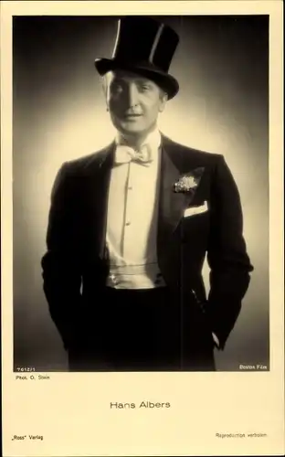 Ak Schauspieler Hans Albers, Portrait, Smoking, Fliege, Zylinder, Münchhausen, Ross Verlag 7612 1