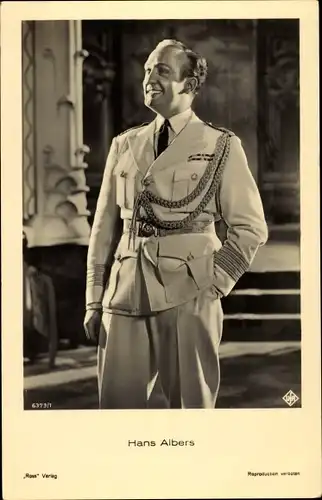 Ak Schauspieler Hans Albers, Portrait in Uniform, Ross Verlag 6373/1