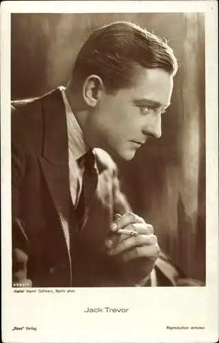 Ak Schauspieler Jack Trevor, Portrait mit Zigarette