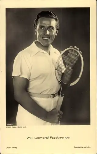 Ak Opernsänger Willi Domgraf Fassbaender, Portrait mit Tennisschläger, Ross Verlag 7316/1