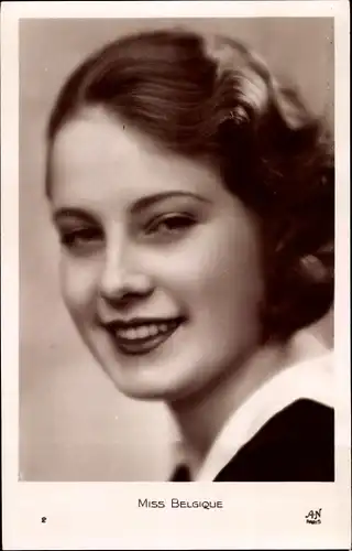 Ak Miss Belgique, Frauenportrait, Lächeln