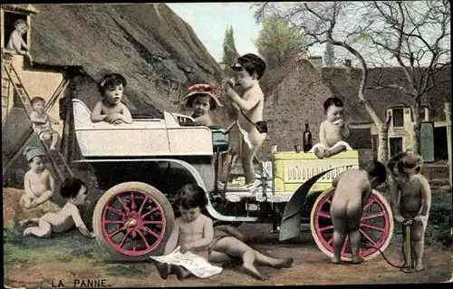 Ak Kinder in einem Automobil, Autopanne, La Panne, Fotomontage, Kitsch