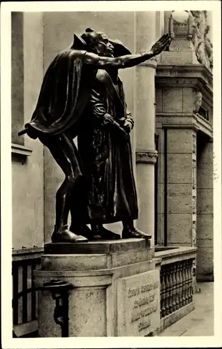 Ak Leipzig in Sachsen, Eingang zu Auerbachs Keller, Bronze-Figuren aus Goethes Faust