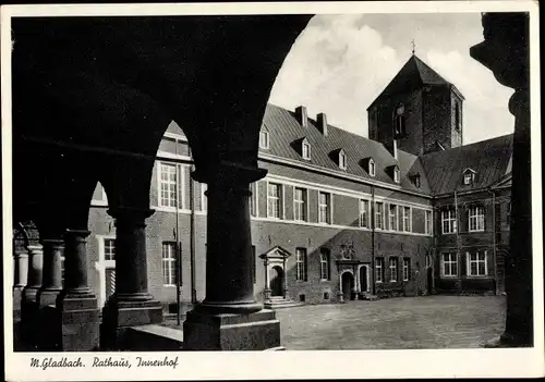 Ak Mönchengladbach am Niederrhein, Rathaus, Innenhof