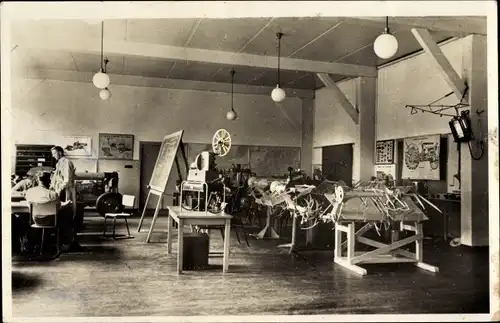 Ak Slootdorp Nordholland, Praktijkschool voor Lendbouwmechanisatie, Demonstratiezaal