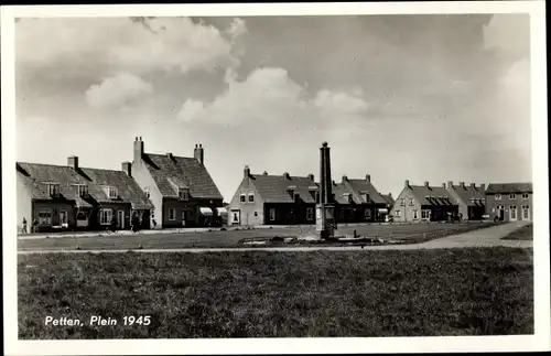 Ak Petten Nordholland, Plein 1945