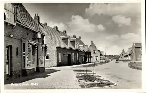 Ak Petten Nordholland, Plein 1945