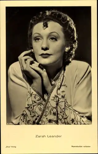 Ak Schauspielerin und Sängerin Zarah Leander, Portrait