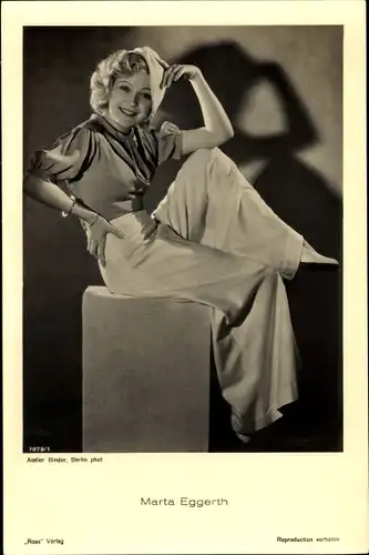 Ak Schauspielerin und Operettensängerin Marta Eggerth, Portrait