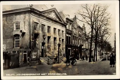 Ak Delft Südholland Niederlande, Voldersgracht met Korenbeurs