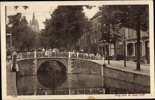 Ak Delft Südholland Niederlande, Brug over de Oude Delft