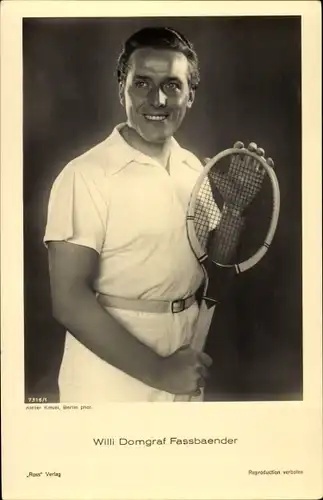Ak Opernsänger Willi Domgraf Fassbaender, Portrait mit Tennisschläger, Ross Verlag 7316/1