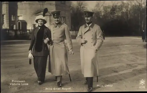 Ak Prinzessin Viktoria Luise, Prinz Ernst August, Prinz Oskar