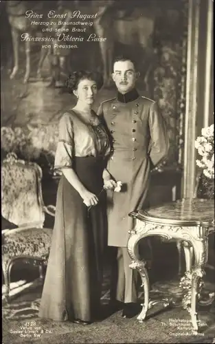 Ak Herzog Ernst August von Braunschweig, Prinzessin Victoria Luise von Preußen, Portrait