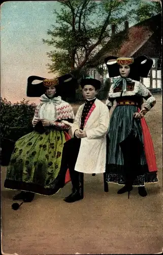 Ak Volkstrachten aus Schaumburg Lippe