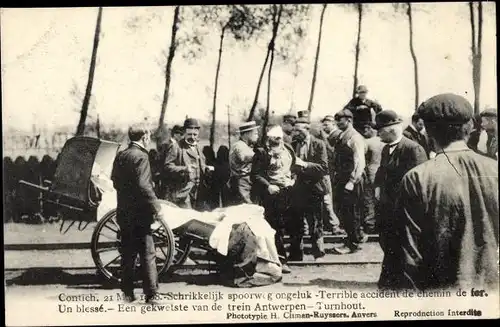Ak Contich Kontich Flandern Antwerpen, spoorweg ongeluk, accident de chemin de fer 1908, un blessé