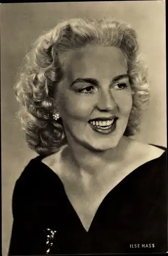 Ak Schauspielerin Ilse Hass, Portrait