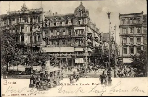 Ak Berlin Mitte, Unter den Linden, Friedrichstraße, Cafe Bauer und Kranzler Ecke