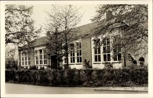 Ak Genderen Gelderland Niederlande, Chr. School