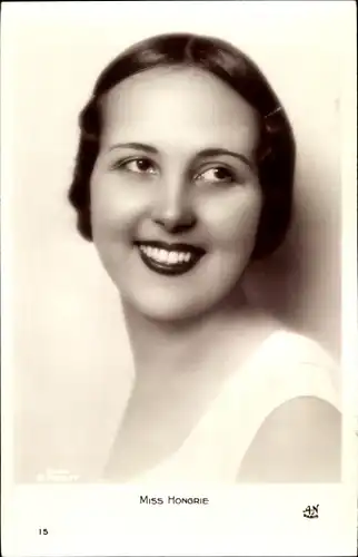 Ak Miss Hongrie, Frau, Miss Ungarn, Modell, Portrait