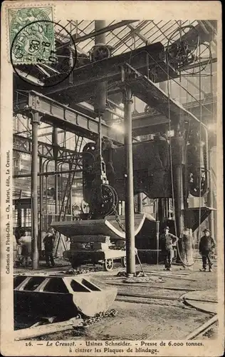 Ak Le Creusot Saône et Loire, Usines Schneider, Presse a cintrer les Plaques de blindage