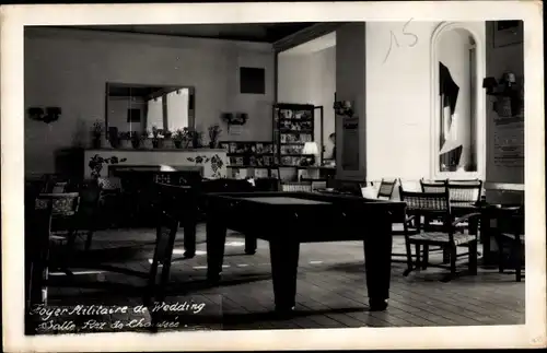 Foto Ak Berlin Wedding, Foyer Militaire, Billard