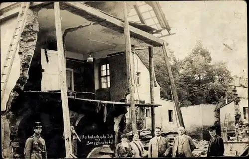 Foto Ak Berggießhübel in Sachsen, Zerstörungen nach Unwetter 1927, Hochwasser
