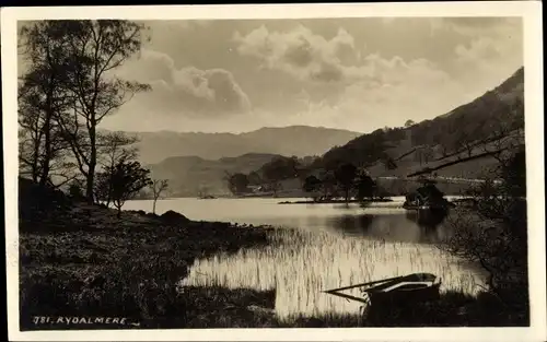 Ak Rydalmere Cumbria England, See, Boot am Ufer