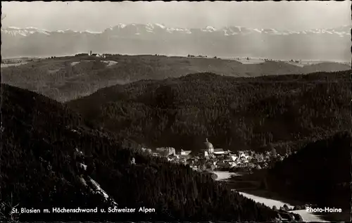 Ak Sankt Blasien im Schwarzwald, Ort mit Höchenschwand und Schweizer Alpen