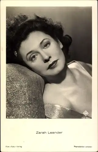 Ak Schauspielerin Zarah Leander, Portrait, UFA
