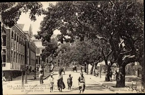 Ak Dakar Senegal, Palais de Justice et Place Protet