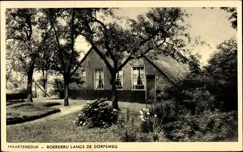 Ak Maartensdijk Utrecht Niederlande, Boerderij langs de Dorpsweg