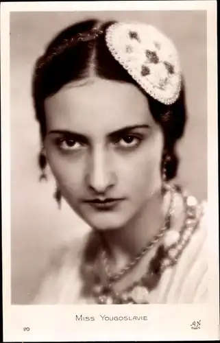 Ak Miss Yougoslavie, Schönheitskönigin, Portrait, Kopfschmuck