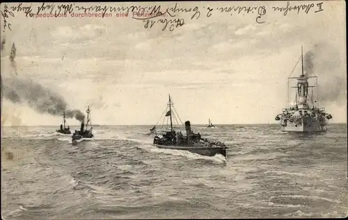 Ak Deutsche Kriegsschiffe, Torpedoboote durchbrechen eine Panzerlinie