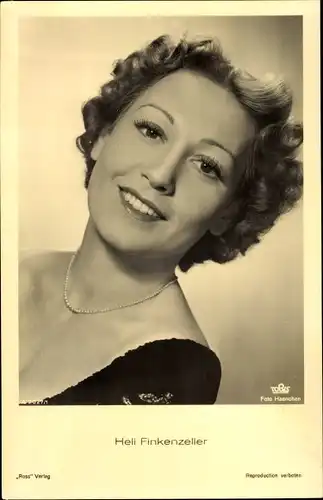 Ak Schauspielerin Heli Finkenzeller, Portrait