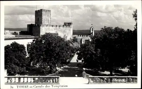 Ak Tomar Portugal, Castelo dos Templarios, Blick auf ein Schloss