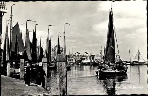 Ak Volendam Nordholland Niederlande, De Haven