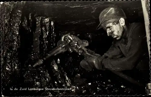 Ak Limburg, In de Zuid Limburge Steenkolenmijnen, Bergmann in einer Steinkohlemine