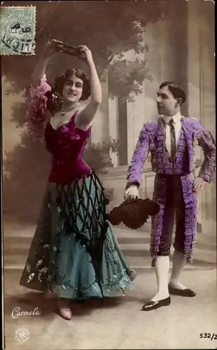 Ak Frau und Mann in andalusischer Tracht, Flamenco Tanz, Tambourin, Carmela