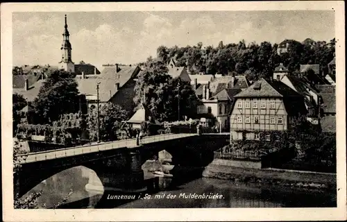 Ak Lunzenau in Sachsen, Ortsansicht mit Muldenbrücke und Kirche