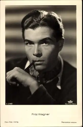 Ak Schauspieler Fritz Wagner, Portrait, Pfeife