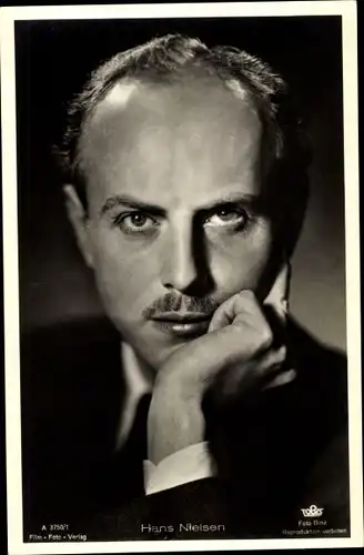 Ak Schauspieler Hans Nielsen, Portrait