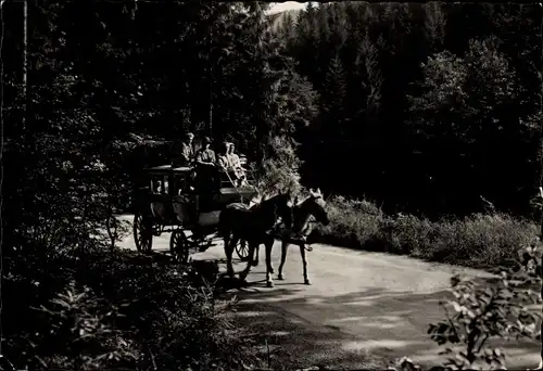 Ak Thüringen, Die Postkutsche im Schwarzatal