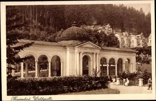 Ak Mariánské Lázně Marienbad Region Karlsbad, Waldquelle