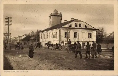 Ak Pinsk Weißrussland, Kommandantur, Deutsche Soldaten in Uniformen, I WK